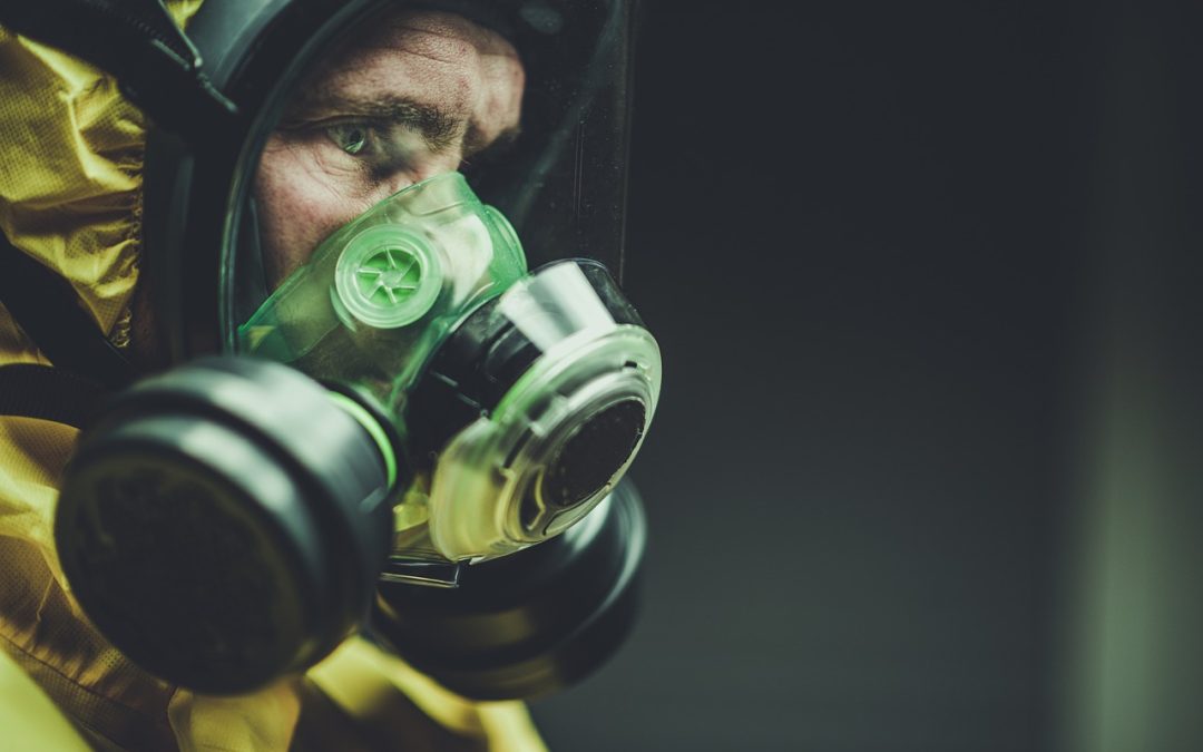 Dinas Damkar Banjarnegara Bersihkan Material Longsor di Kantor Walikota